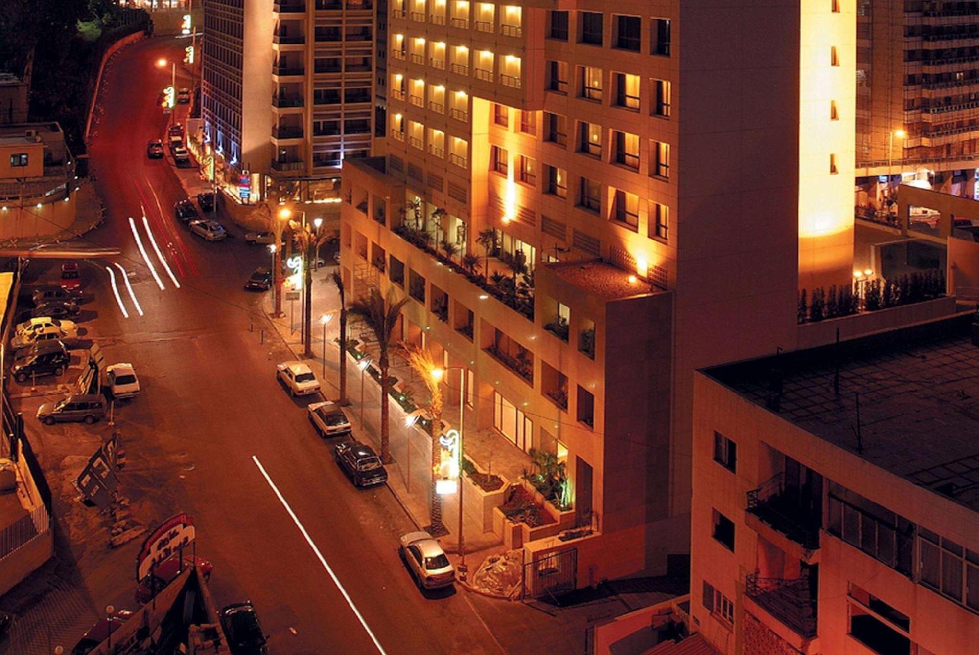 Ramada Plaza by Wyndham Beirut Raouche Hotel Bagian luar foto